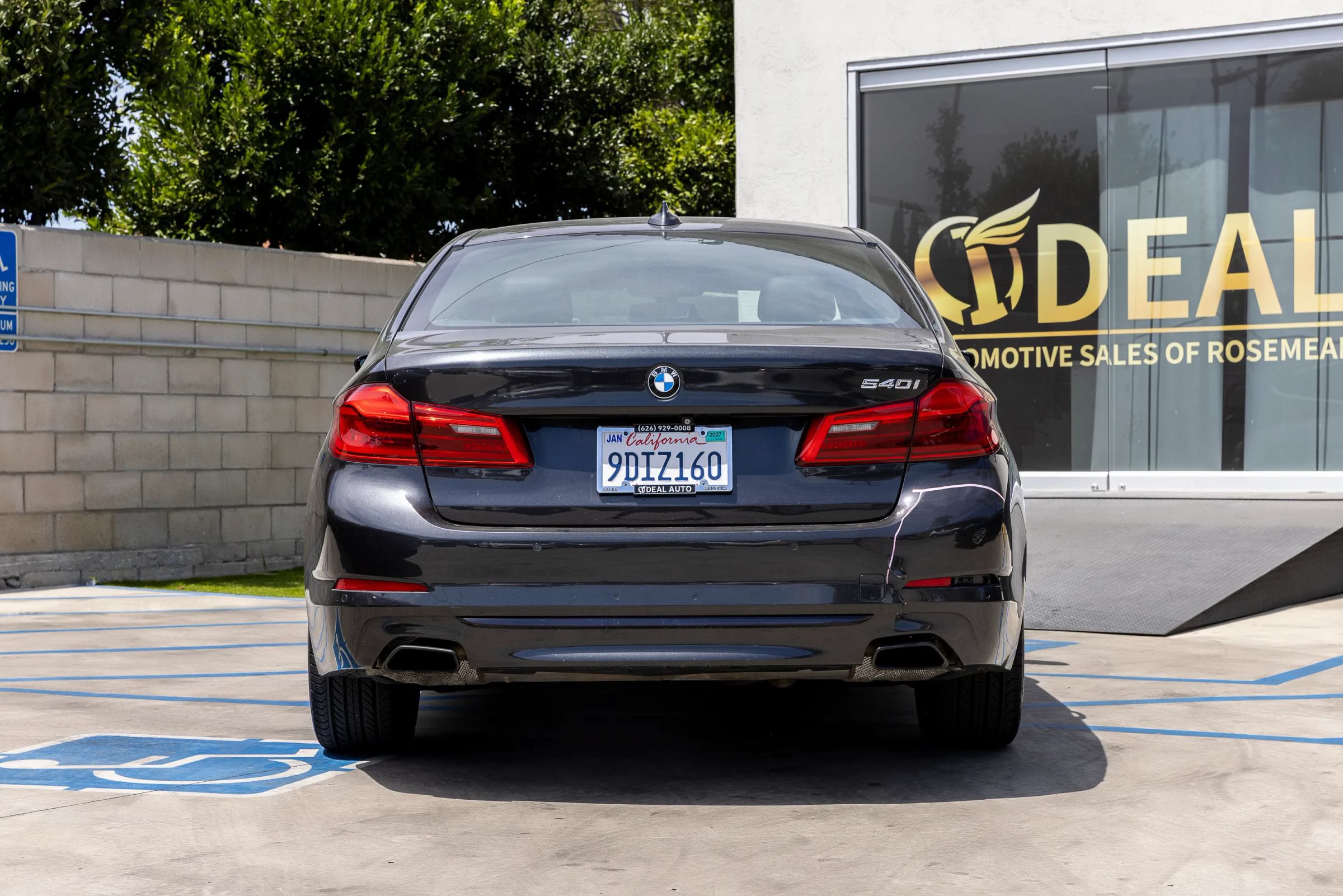 Used 2018 BMW 540i RWD image 11