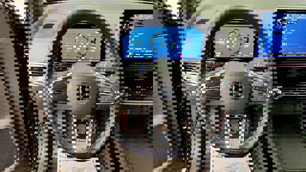 Used 2024 Honda Prologue Touring image 14