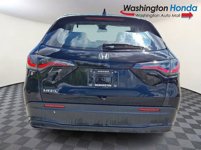 Certified 2023 Honda HR-V LX image 5