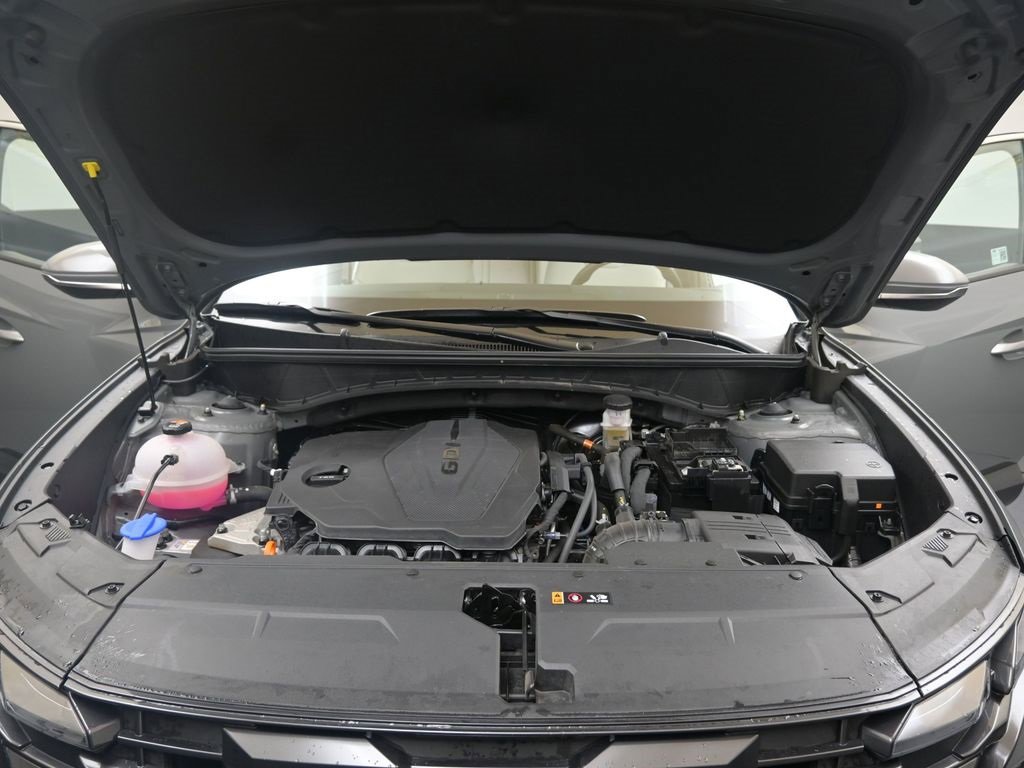 Certified 2025 Hyundai Tucson SEL image 9