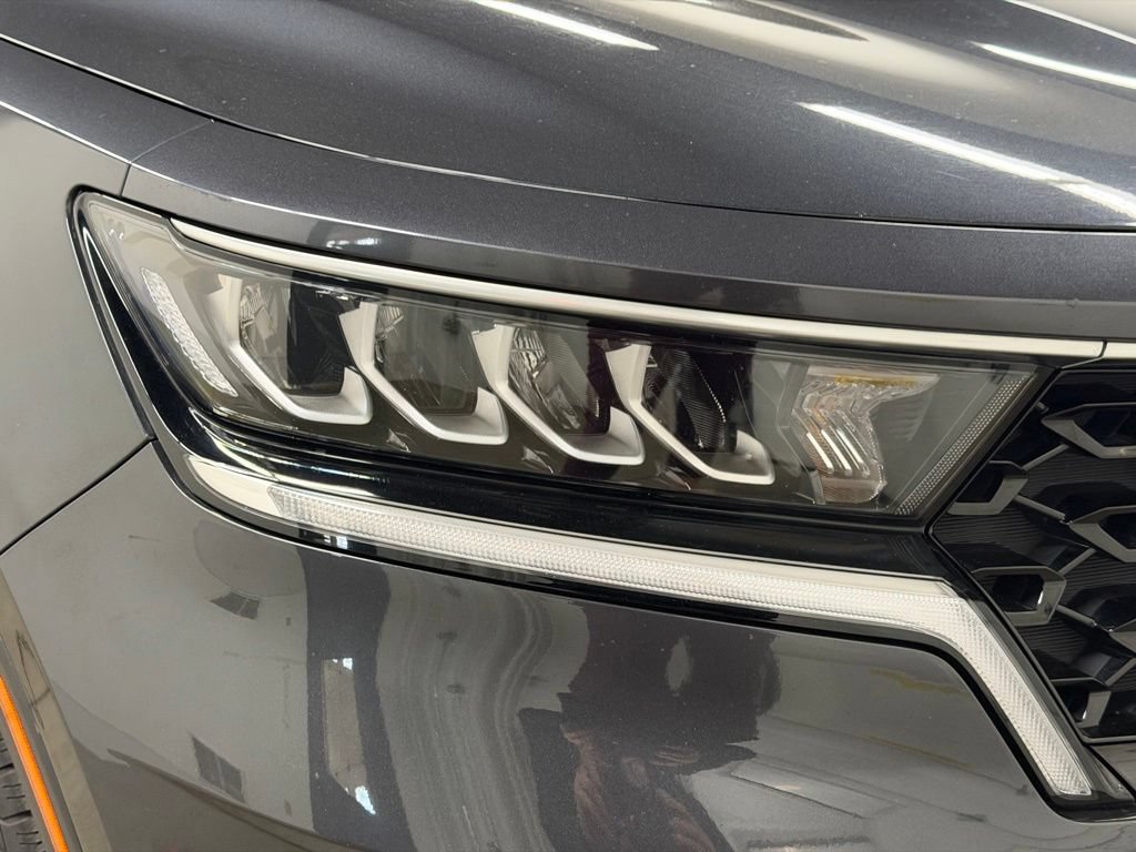 Used 2022 Kia Sorento S FWD image 12
