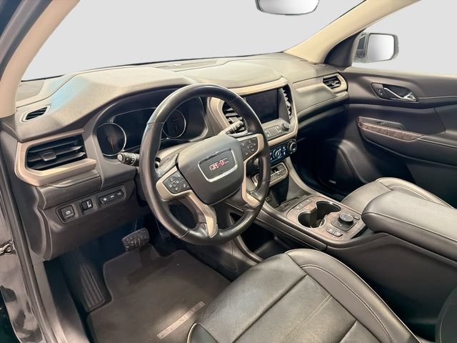 Certified 2022 GMC Acadia Denali w/ Denali Ultimate Package FWD image 9