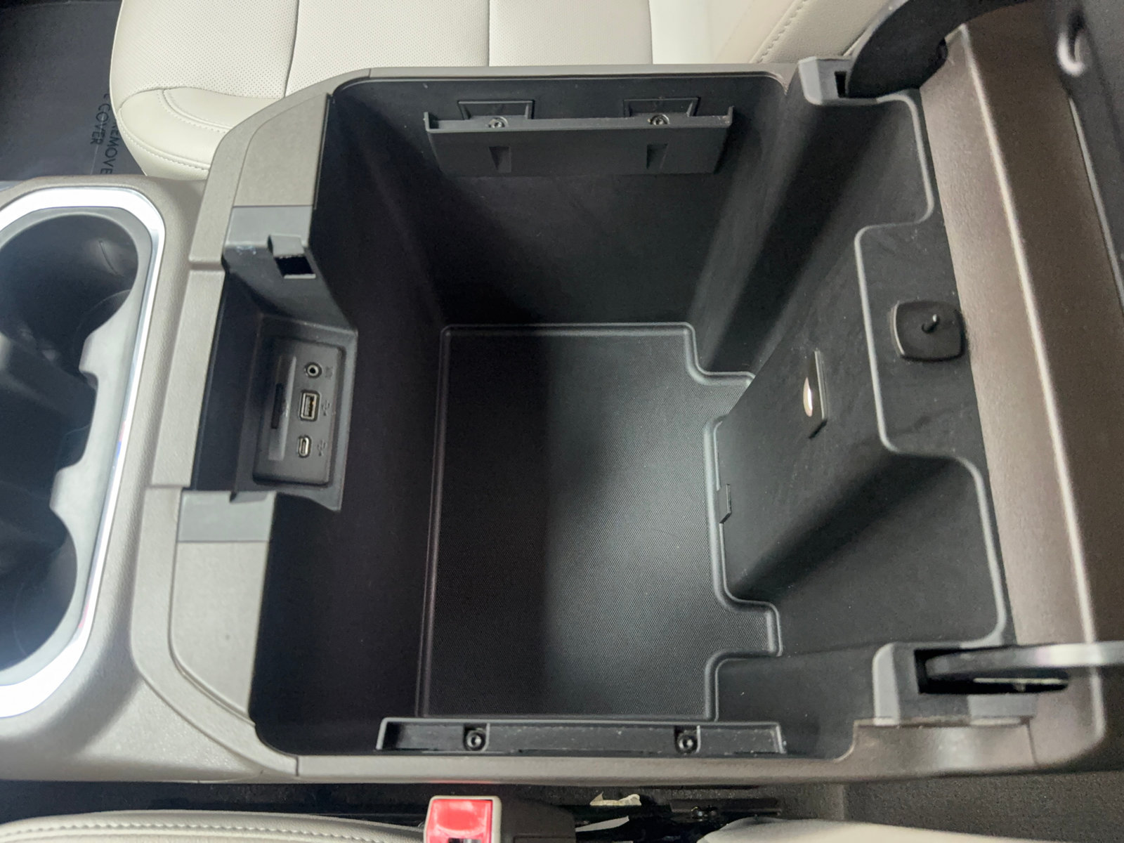 Used 2019 GMC Sierra 1500 SLT w/ SLT Premium Plus Package AWD/4WD image 32