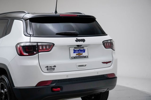 Used 2024 Jeep Compass Trailhawk image 5