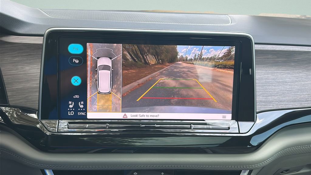 New 2026 Volkswagen Atlas SEL Premium R-Line image 13