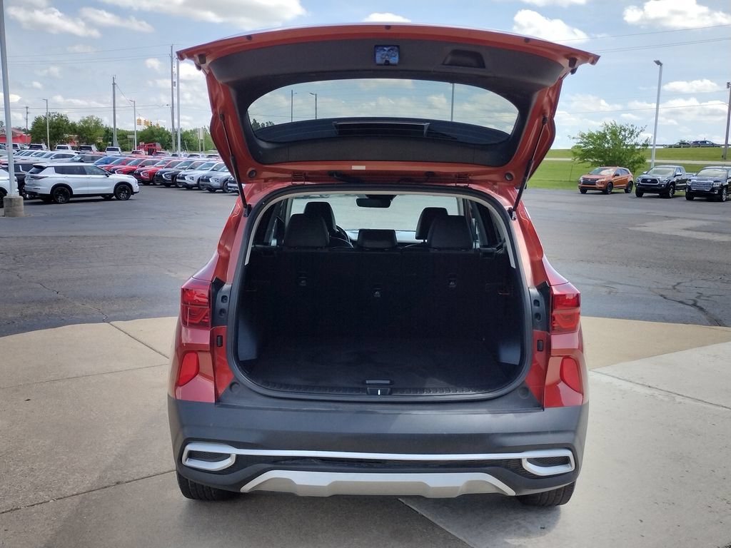 Used 2021 Kia Seltos S AWD/4WD image 21