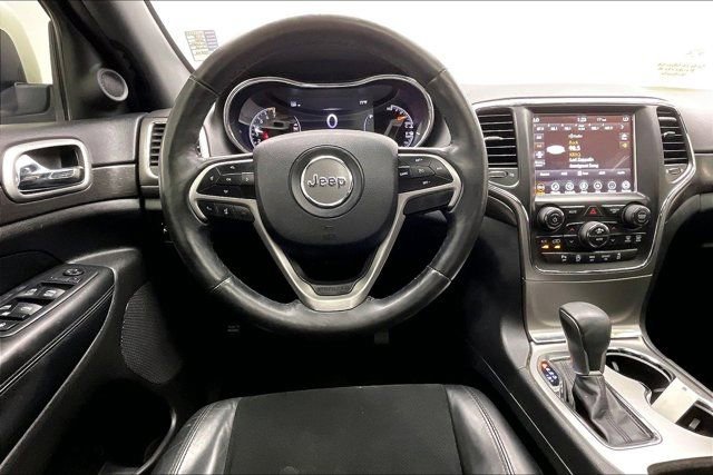 Used 2018 Jeep Grand Cherokee Altitude image 4