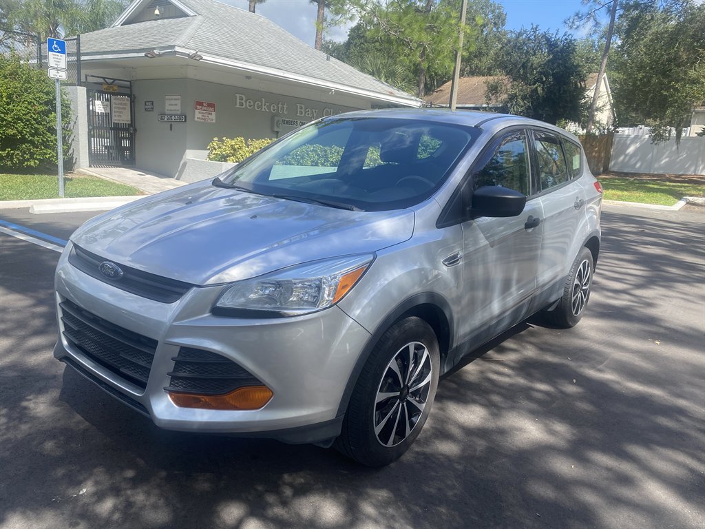 Used 2014 Ford Escape S image 3