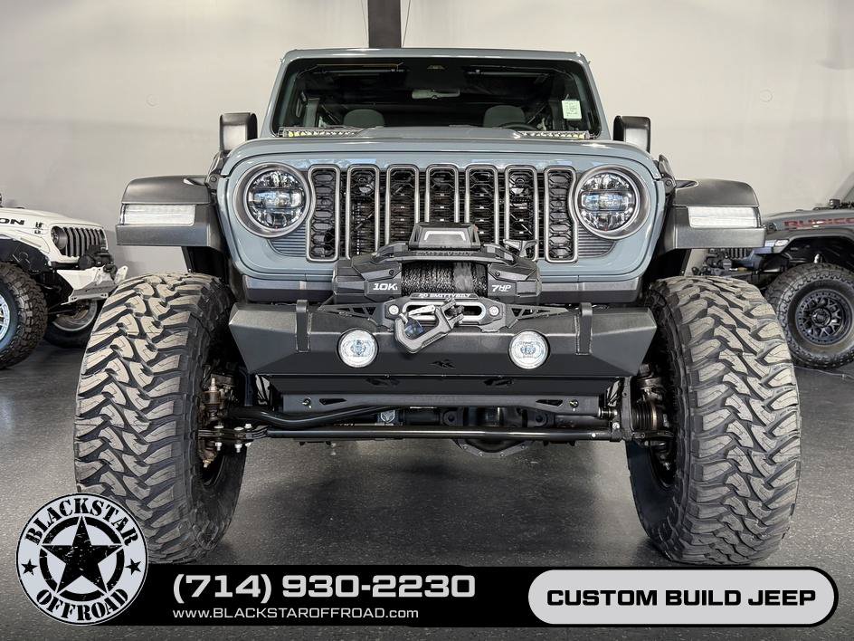 Used 2025 Jeep Wrangler Unlimited Rubicon 4xe w/ Convenience Group AWD/4WD image 10