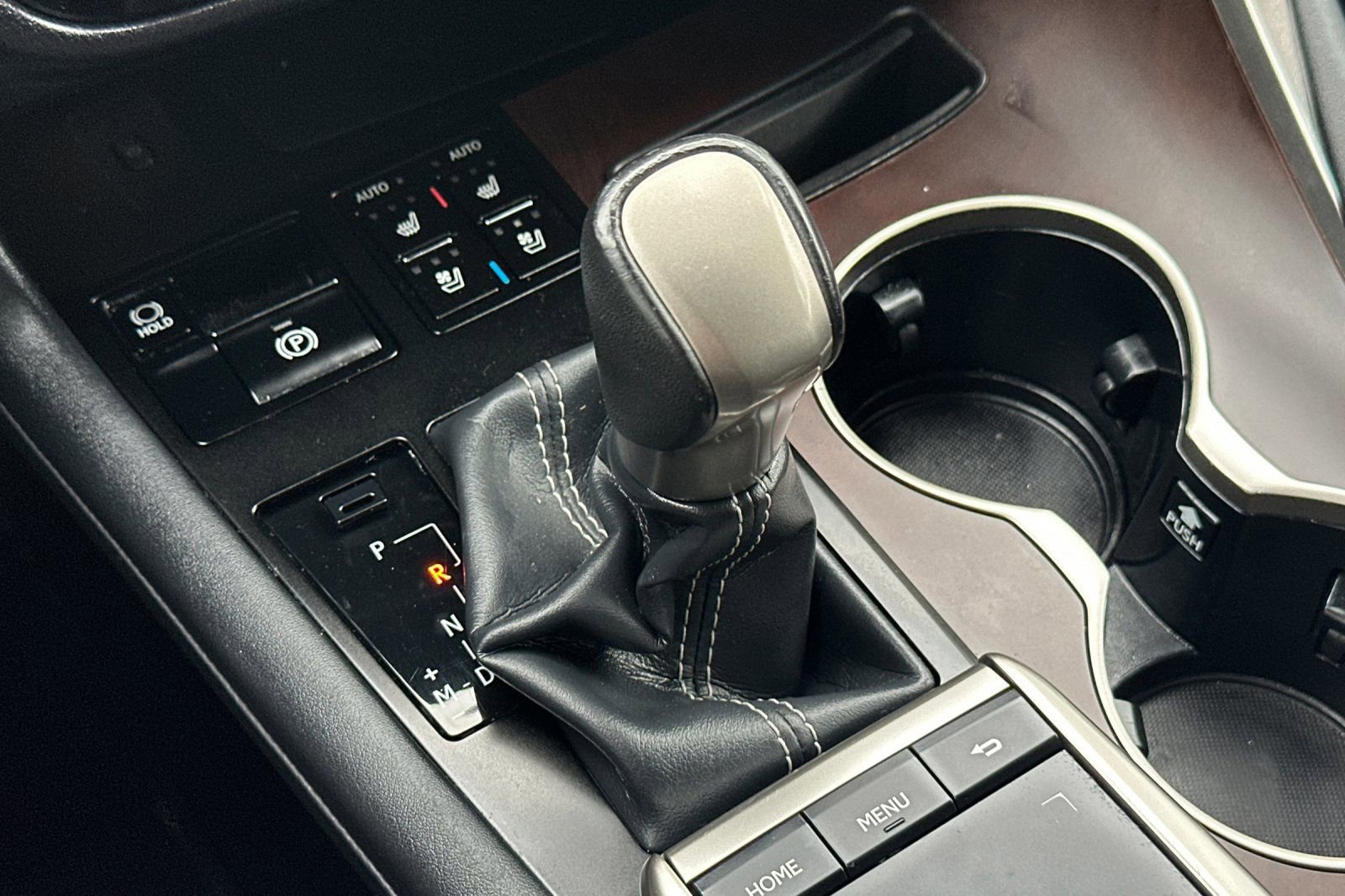 Certified 2022 Lexus RX 350 FWD w/ Premium Package image 25