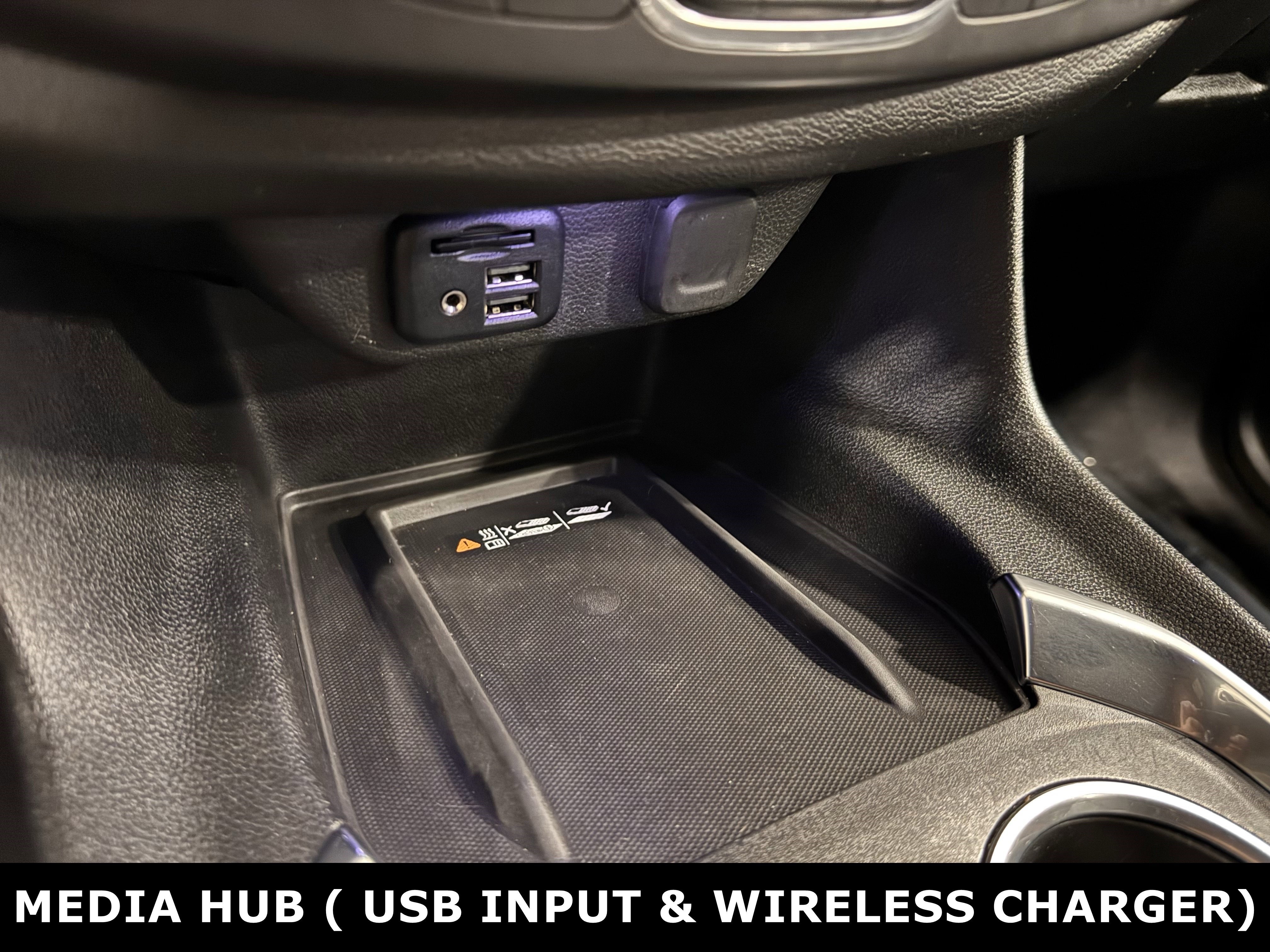 Used 2022 Chevrolet Traverse RS image 8