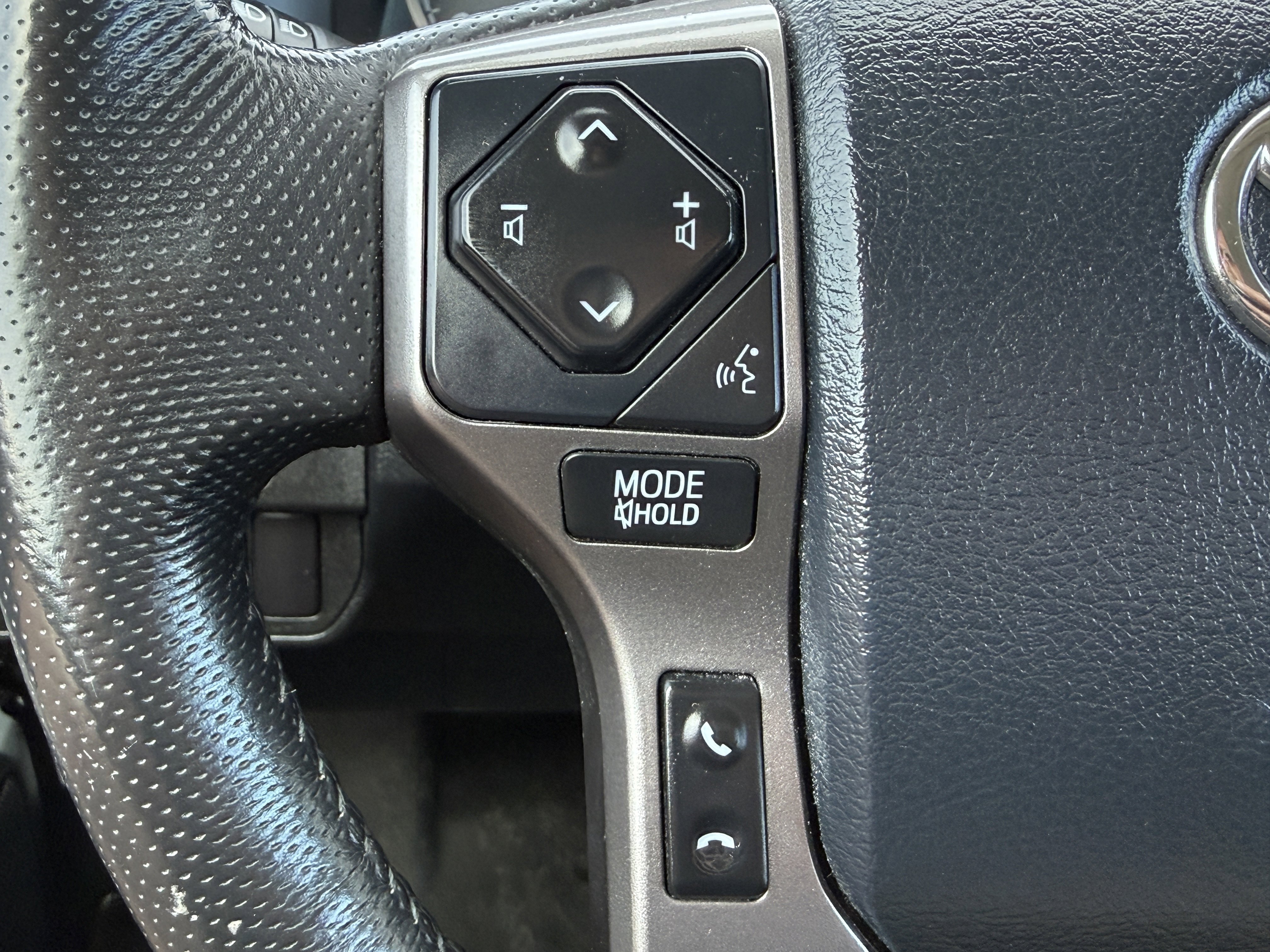 Used 2019 Toyota Tacoma SR5 image 25