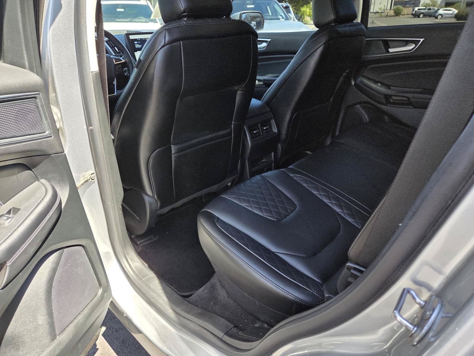 Used 2024 Ford Edge Titanium AWD/4WD image 14