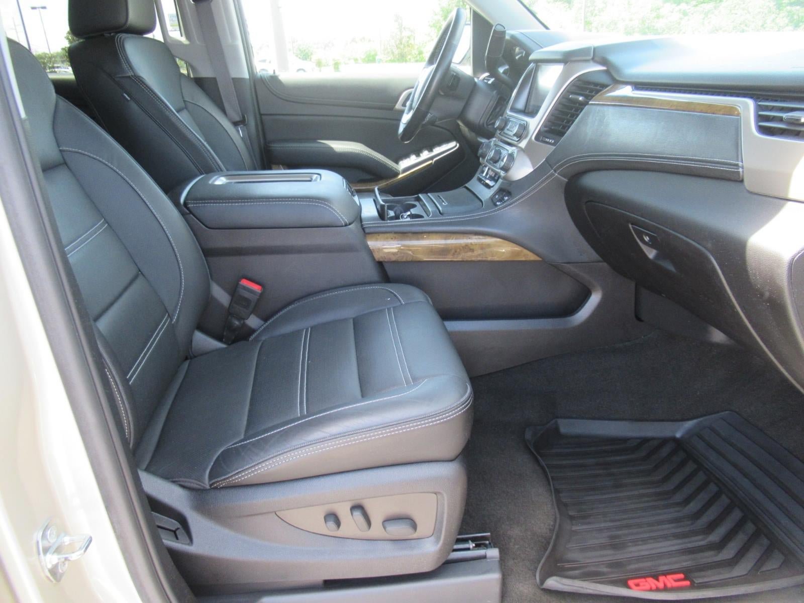 Used 2017 GMC Yukon XL Denali RWD image 10