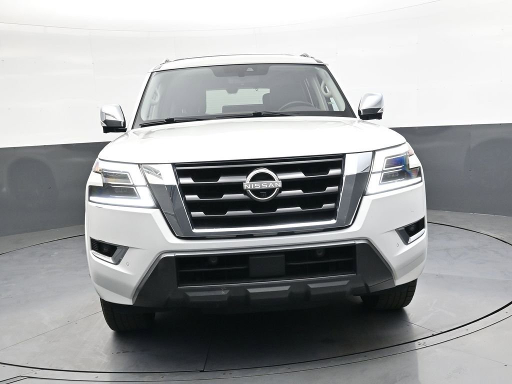 Used 2022 Nissan Armada Platinum w/ Captain's Chairs Package RWD image 9