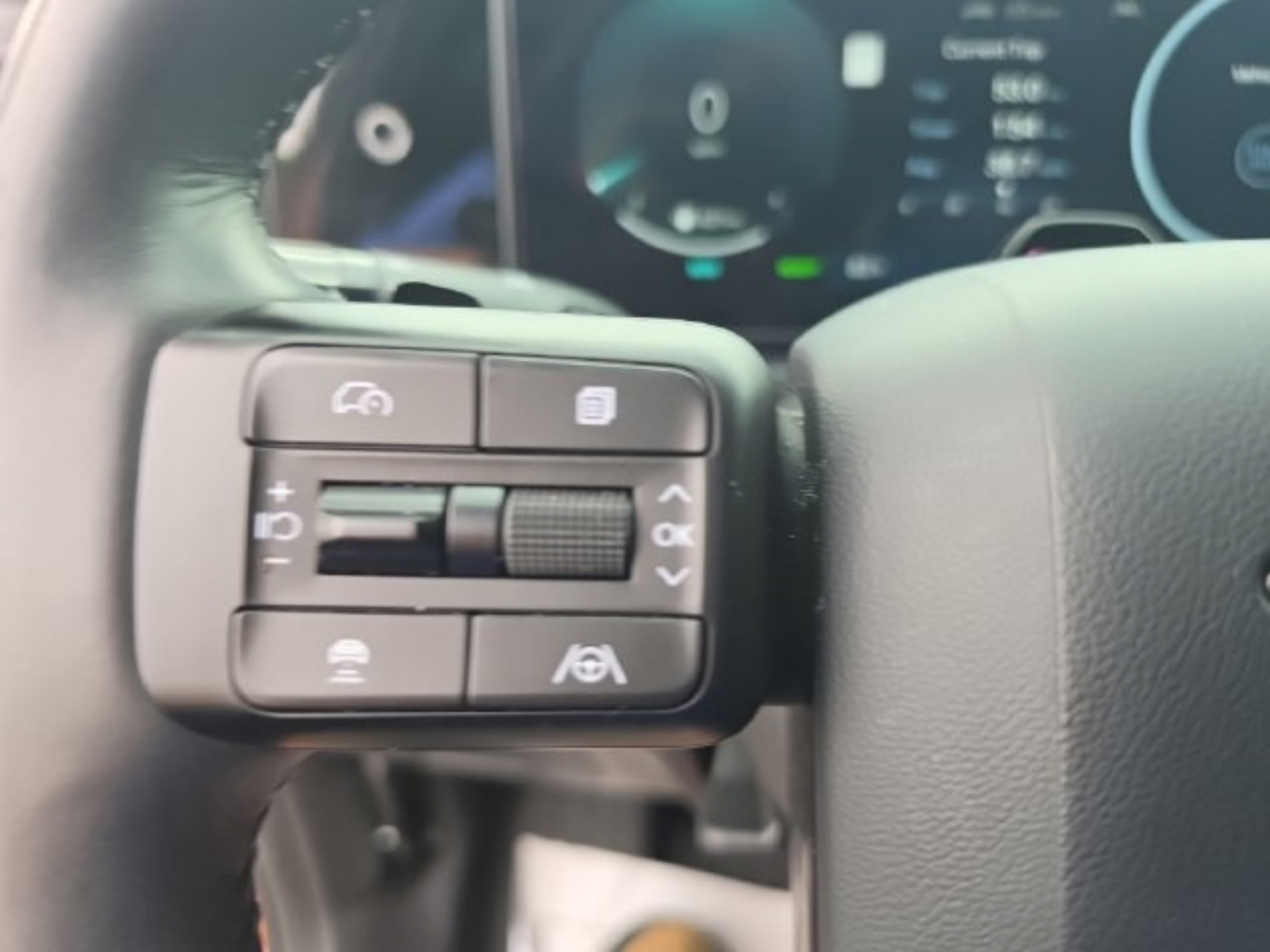 Used 2025 Hyundai Santa Fe Calligraphy FWD image 13