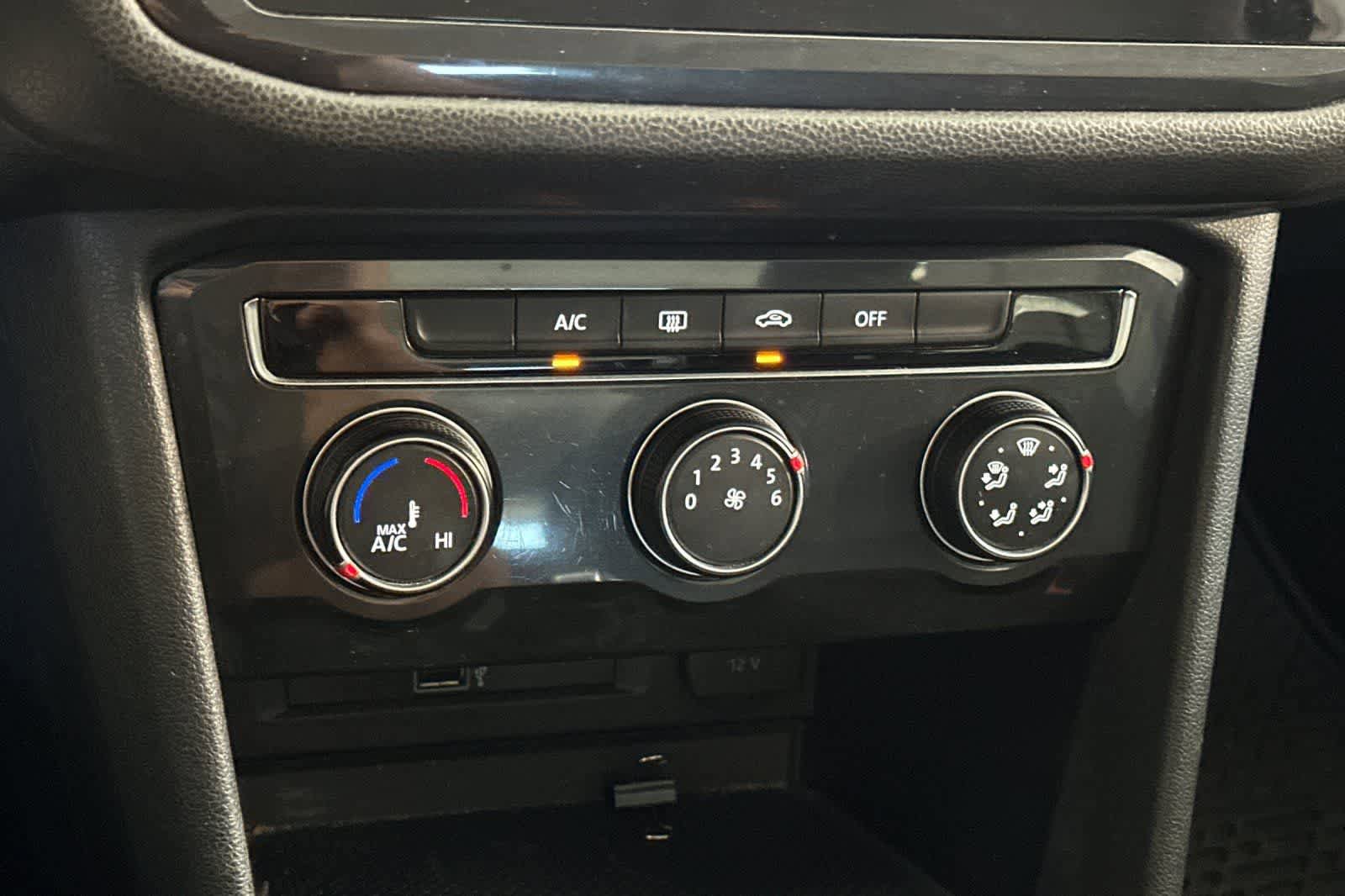 Used 2018 Volkswagen Tiguan S FWD image 23