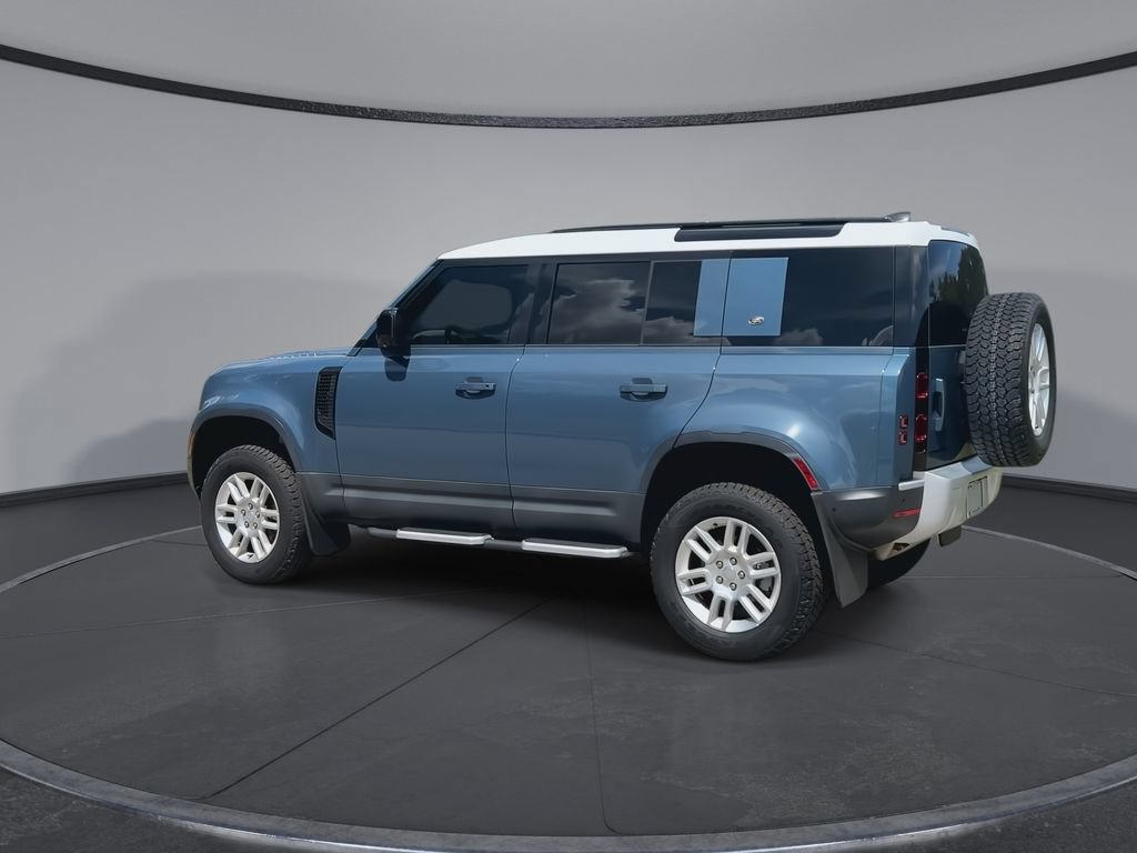 Used 2022 Land Rover Defender 110 S AWD/4WD image 6