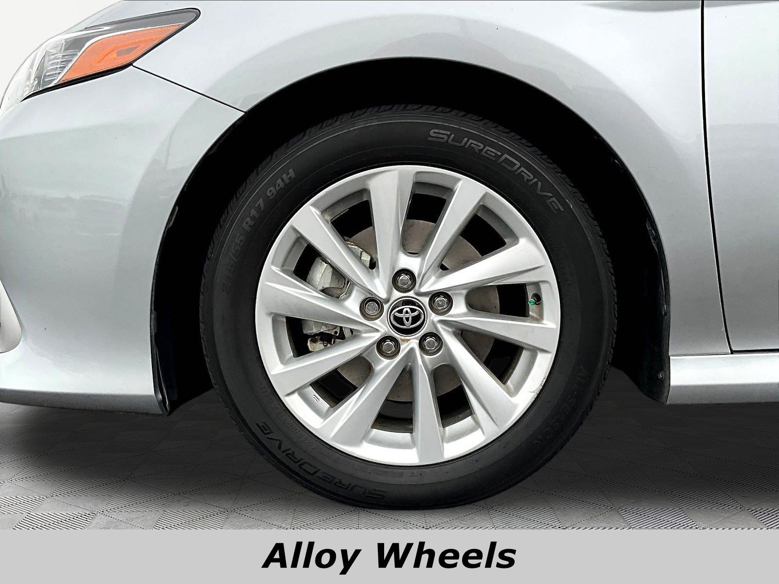 Used 2024 Toyota Camry LE FWD image 33