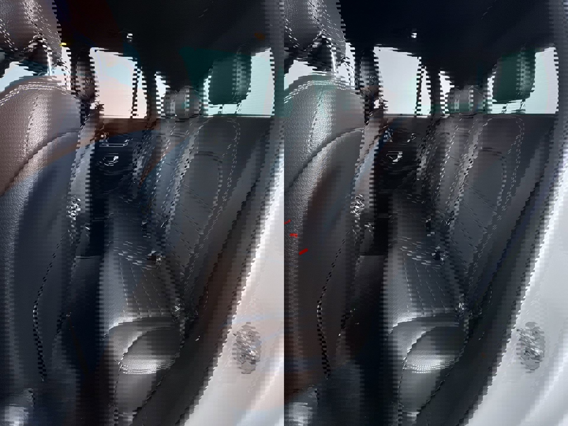 Used 2018 Mercedes-Benz GLC 300 image 25