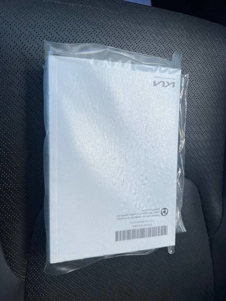 Used 2023 Kia Carnival SX Prestige FWD image 22