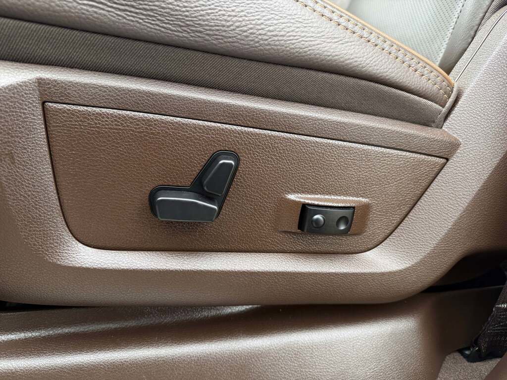 New 2025 RAM 3500 Longhorn image 28