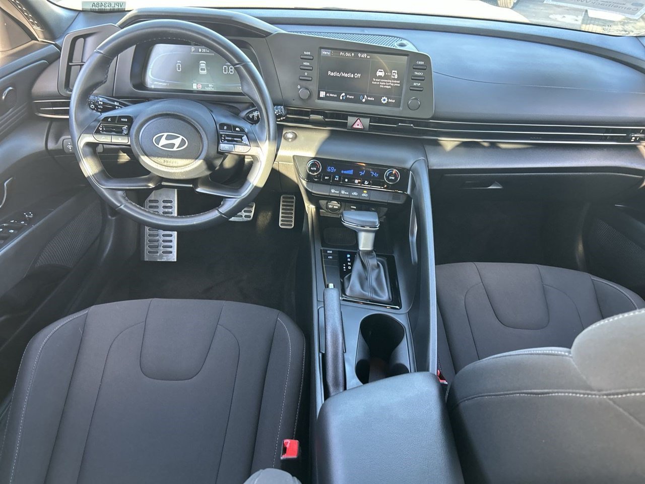 Used 2025 Hyundai Elantra Sport FWD image 12