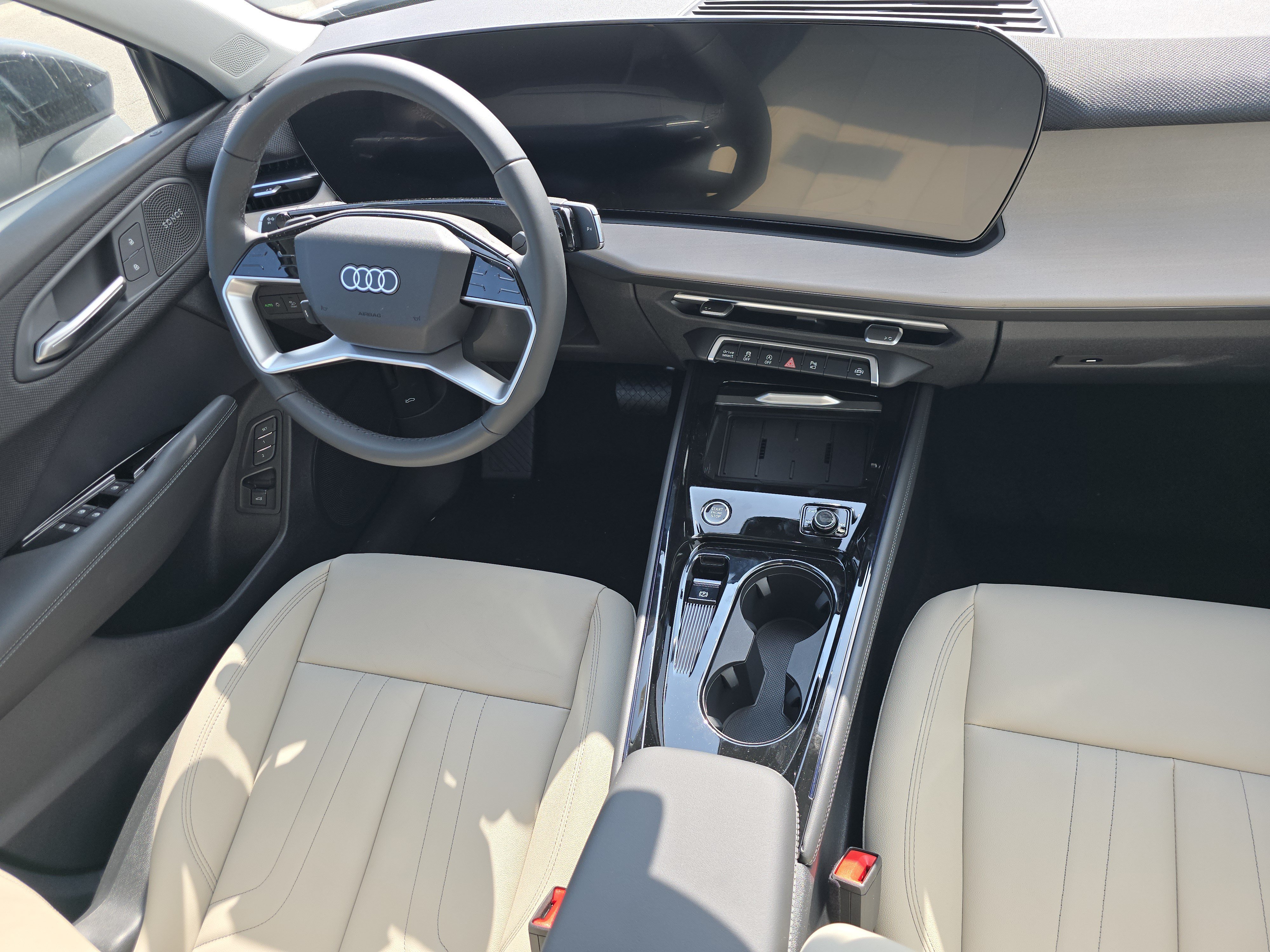New 2026 Audi Q3 quattro 2.0T AWD/4WD image 21