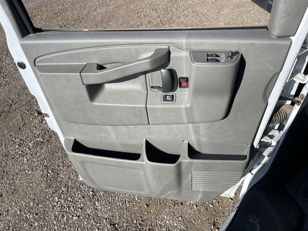 New 2025 GMC Savana 2500 Extended w/ Driver Convenience Package image 22