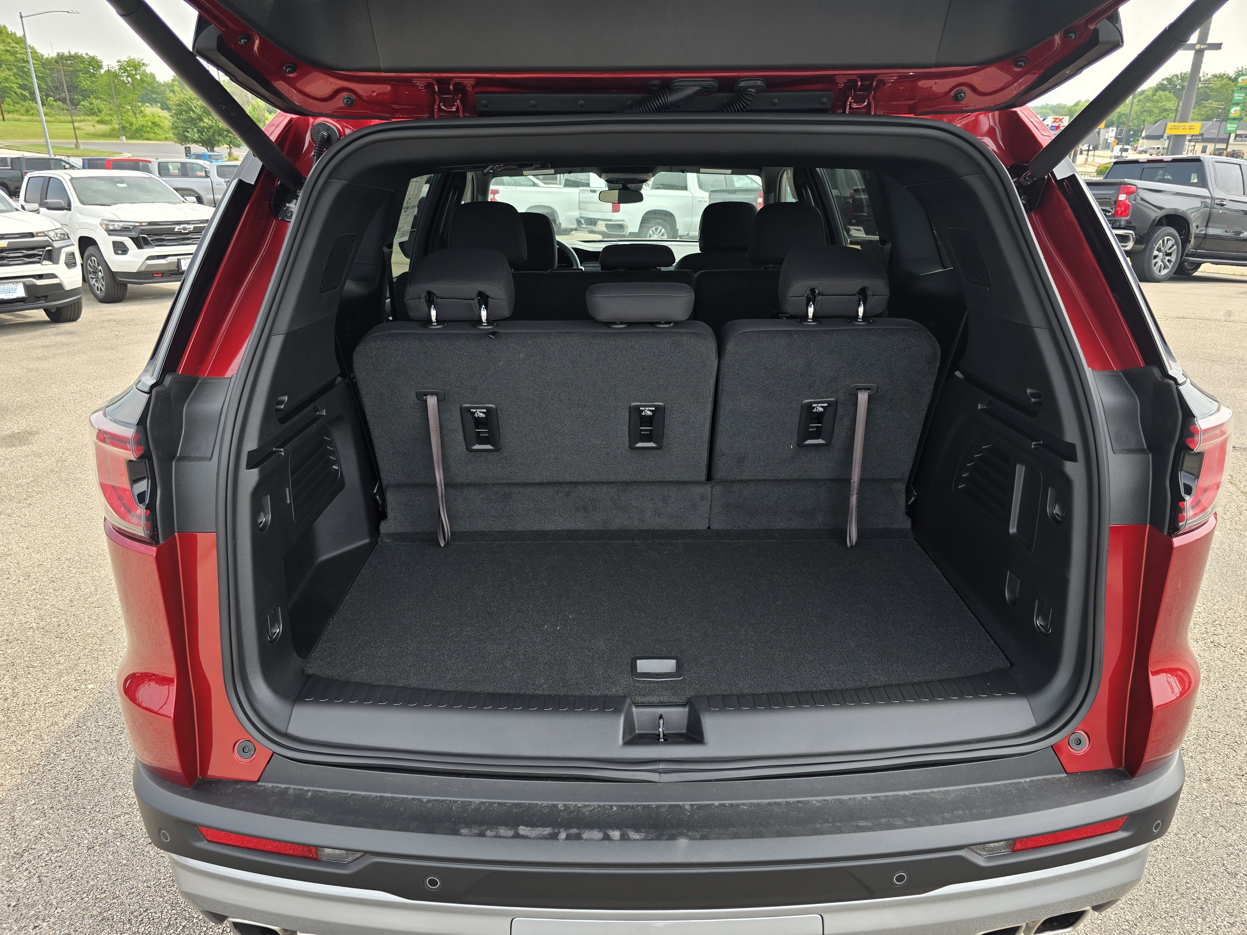 New 2025 GMC Acadia Elevation image 28