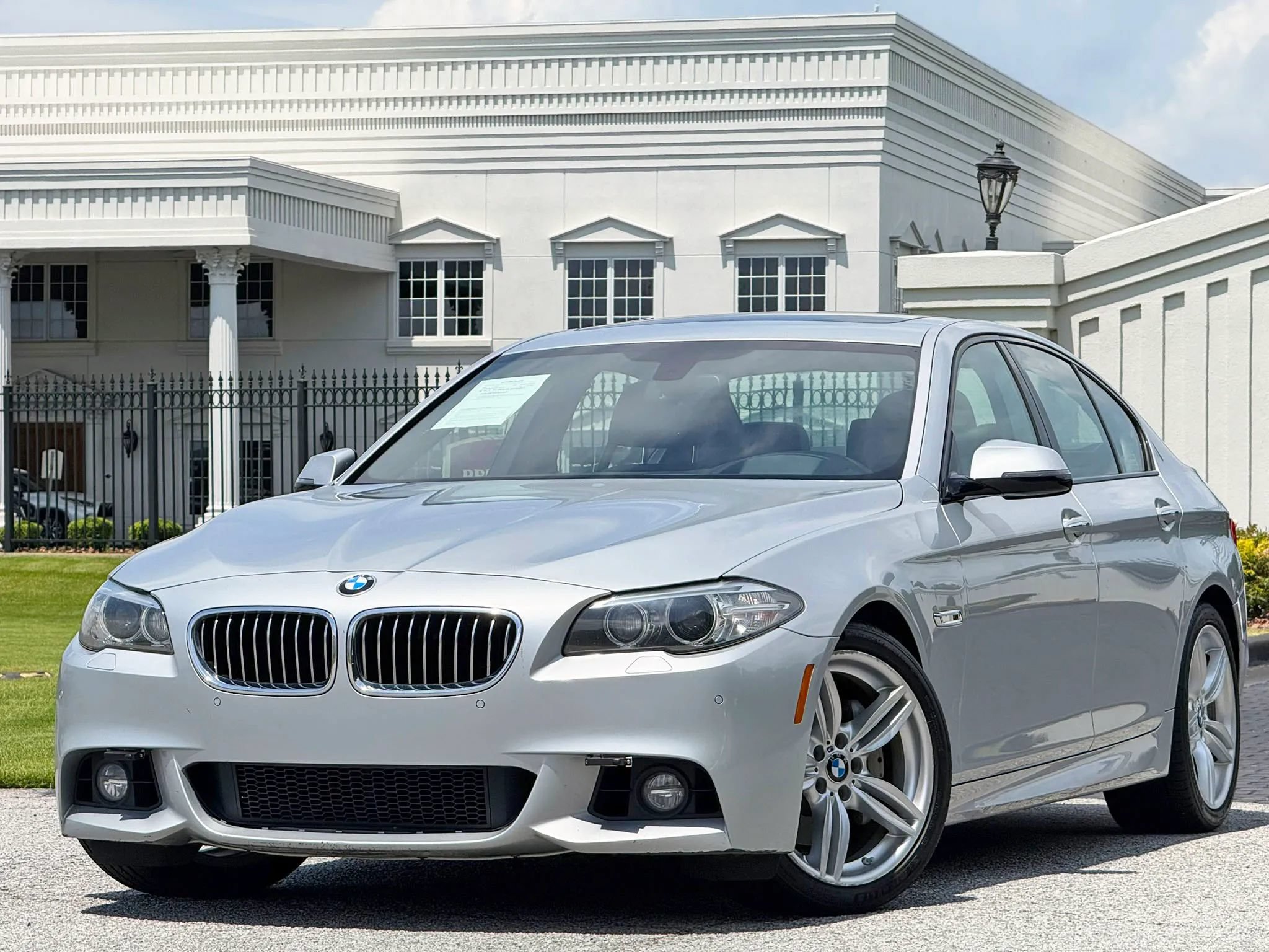 Used 2014 BMW 535i Sedan RWD image 2
