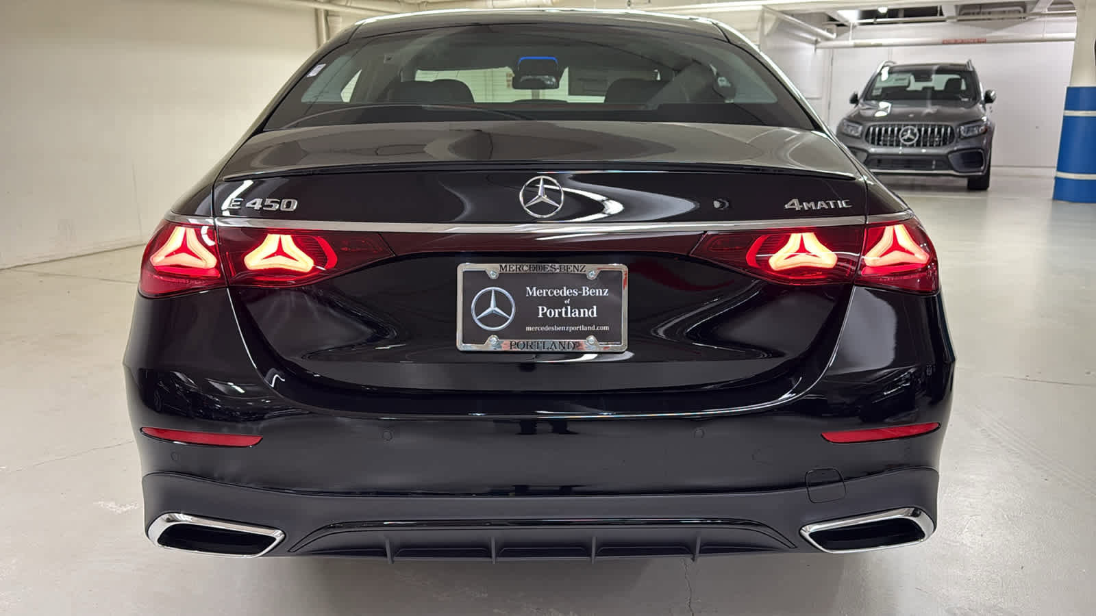 New 2026 Mercedes-Benz E 450 4MATIC Sedan image 7
