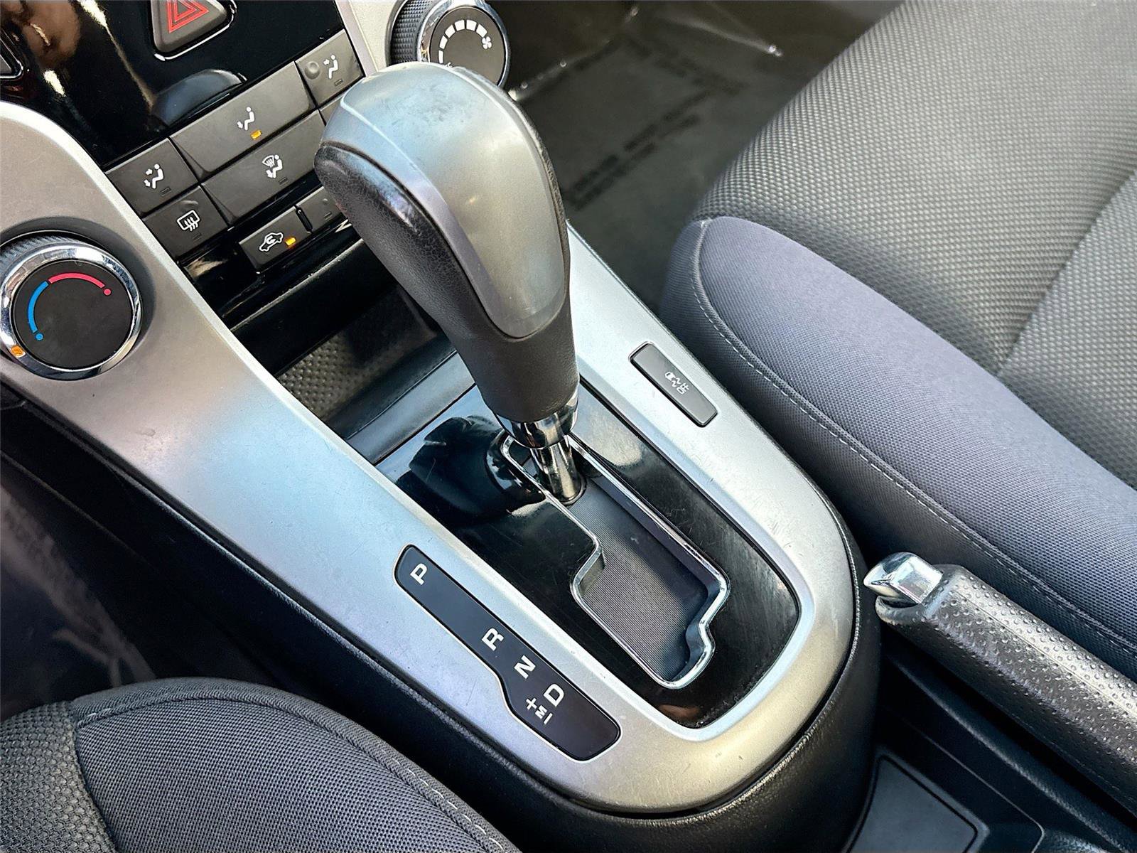 Used 2014 Chevrolet Cruze LT w/ All-Star Edition image 16