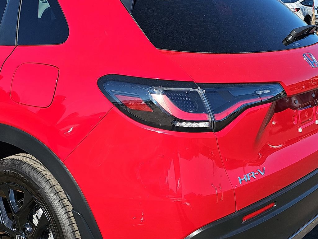 Used 2024 Honda HR-V Sport image 35