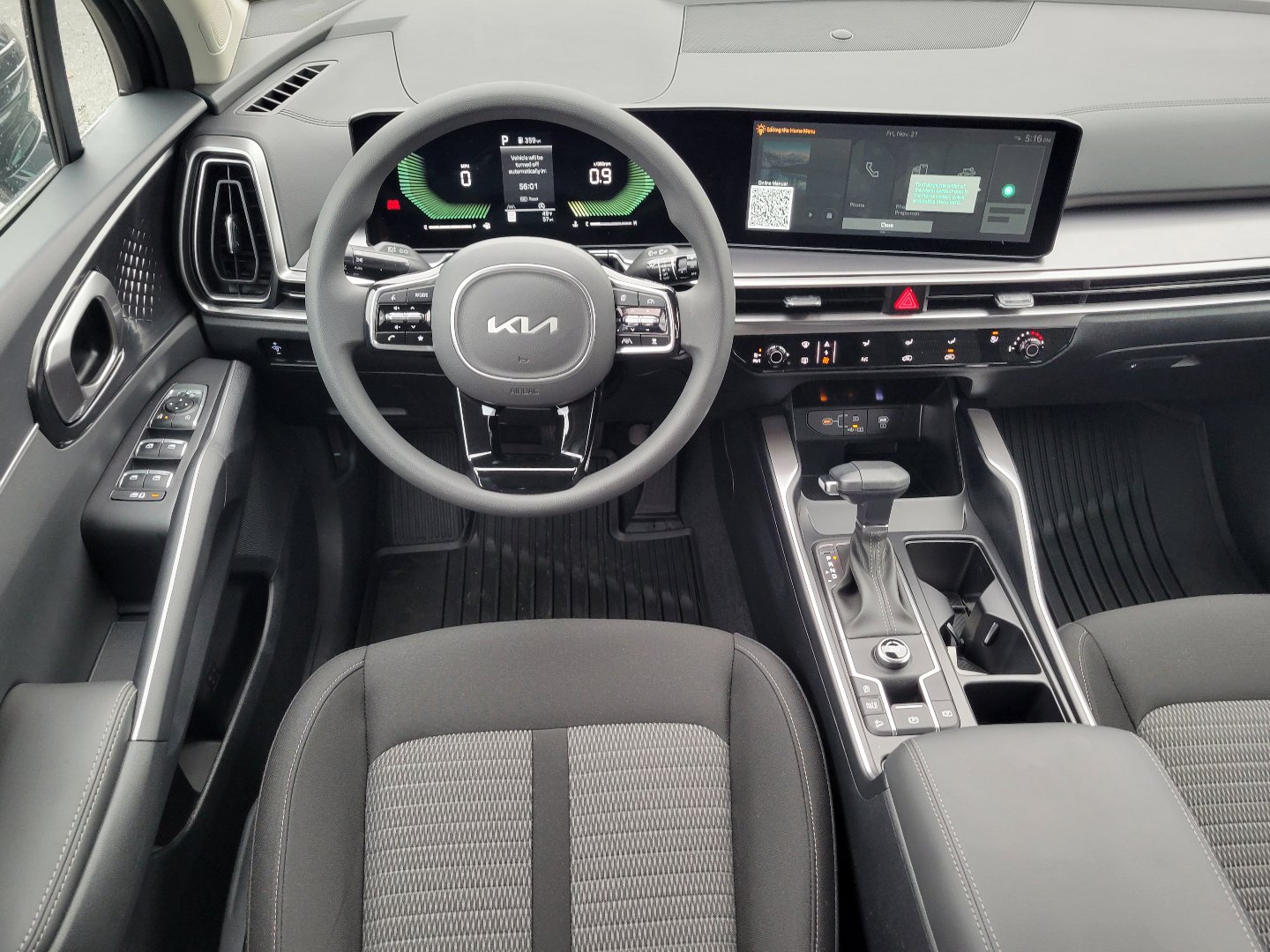 Used 2025 Kia Sorento LX image 8