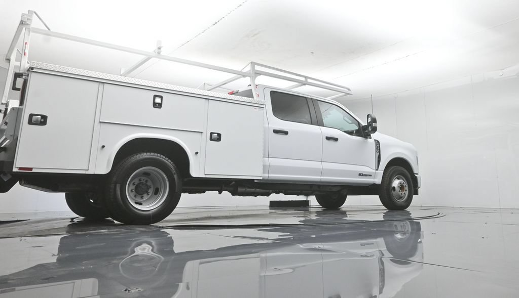 New 2026 Ford F350 XL w/ XL Chrome Package RWD image 53