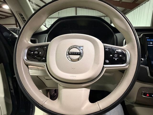 Used 2025 Volvo XC90 B6 Plus w/ Protection Package Premier AWD/4WD image 13