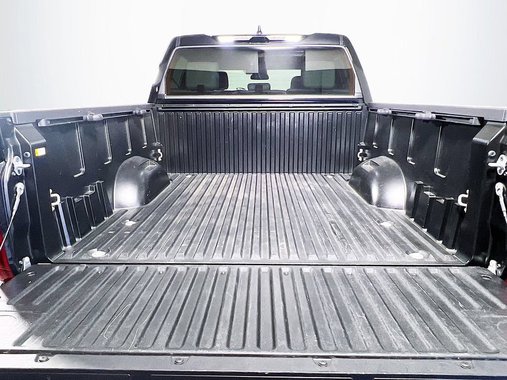 Certified 2025 Toyota Tundra SR5 w/ SR5 Premium Package AWD/4WD image 22