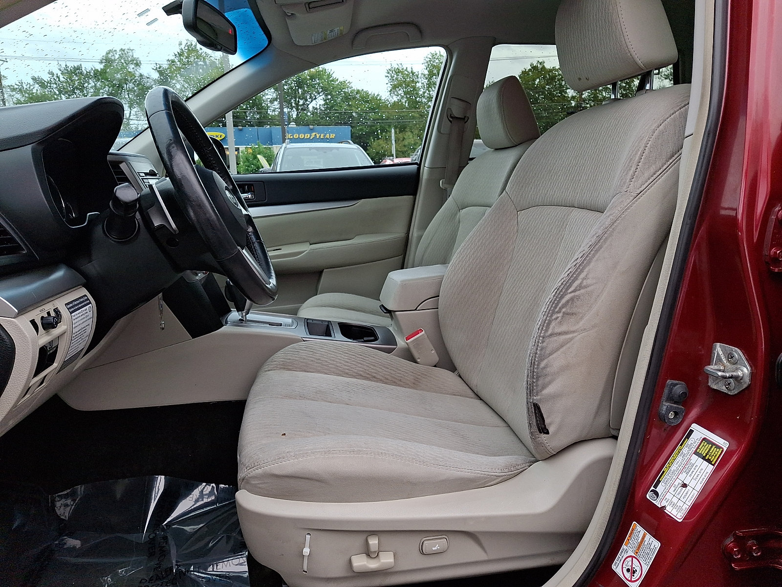 Used 2011 Subaru Outback 2.5i Premium AWD/4WD image 14