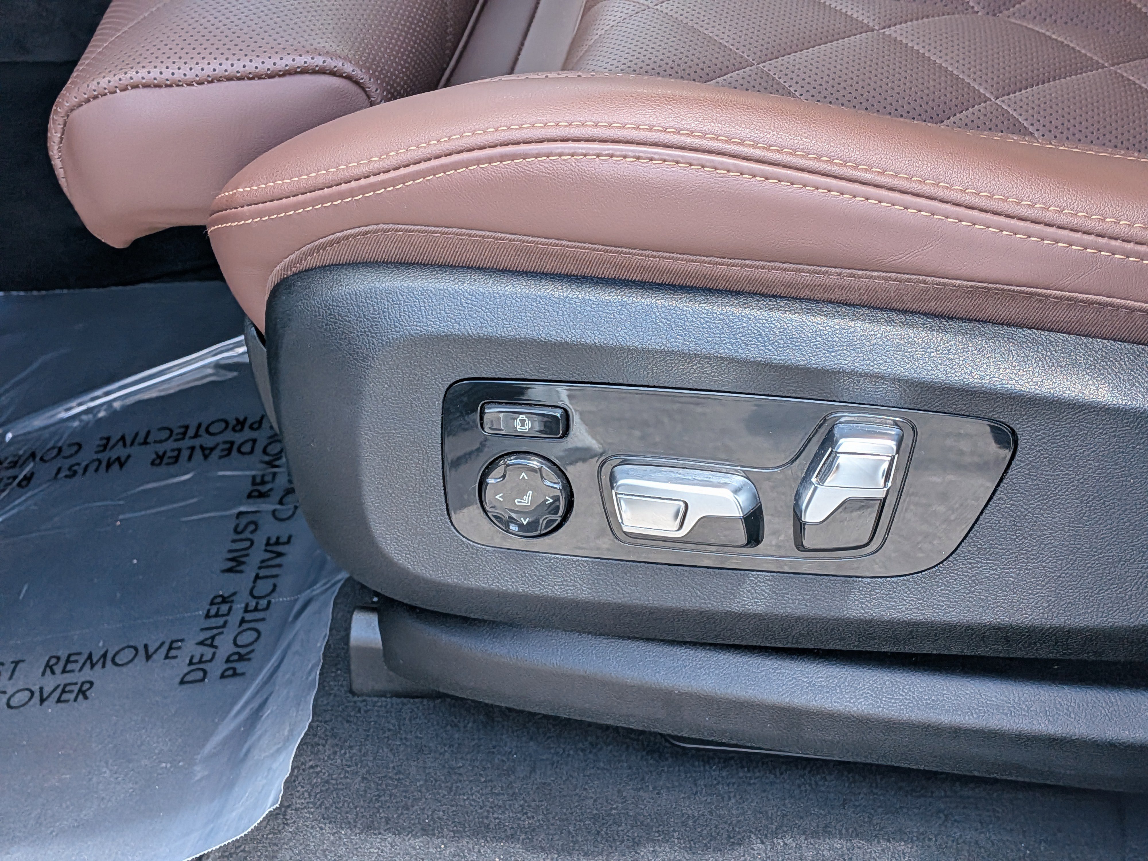 Used 2026 BMW X5 xDrive40i w/ M Sport Package AWD/4WD image 23