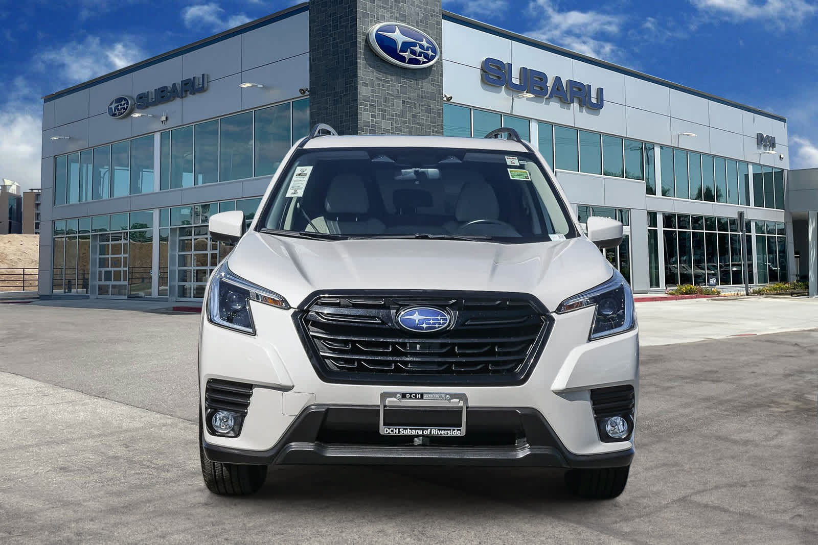 Used 2023 Subaru Forester Premium AWD/4WD image 2