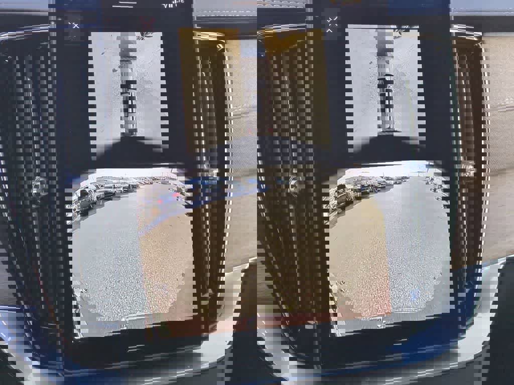 New 2026 Volvo XC90 B5 Plus w/ Protection Package Premier image 22