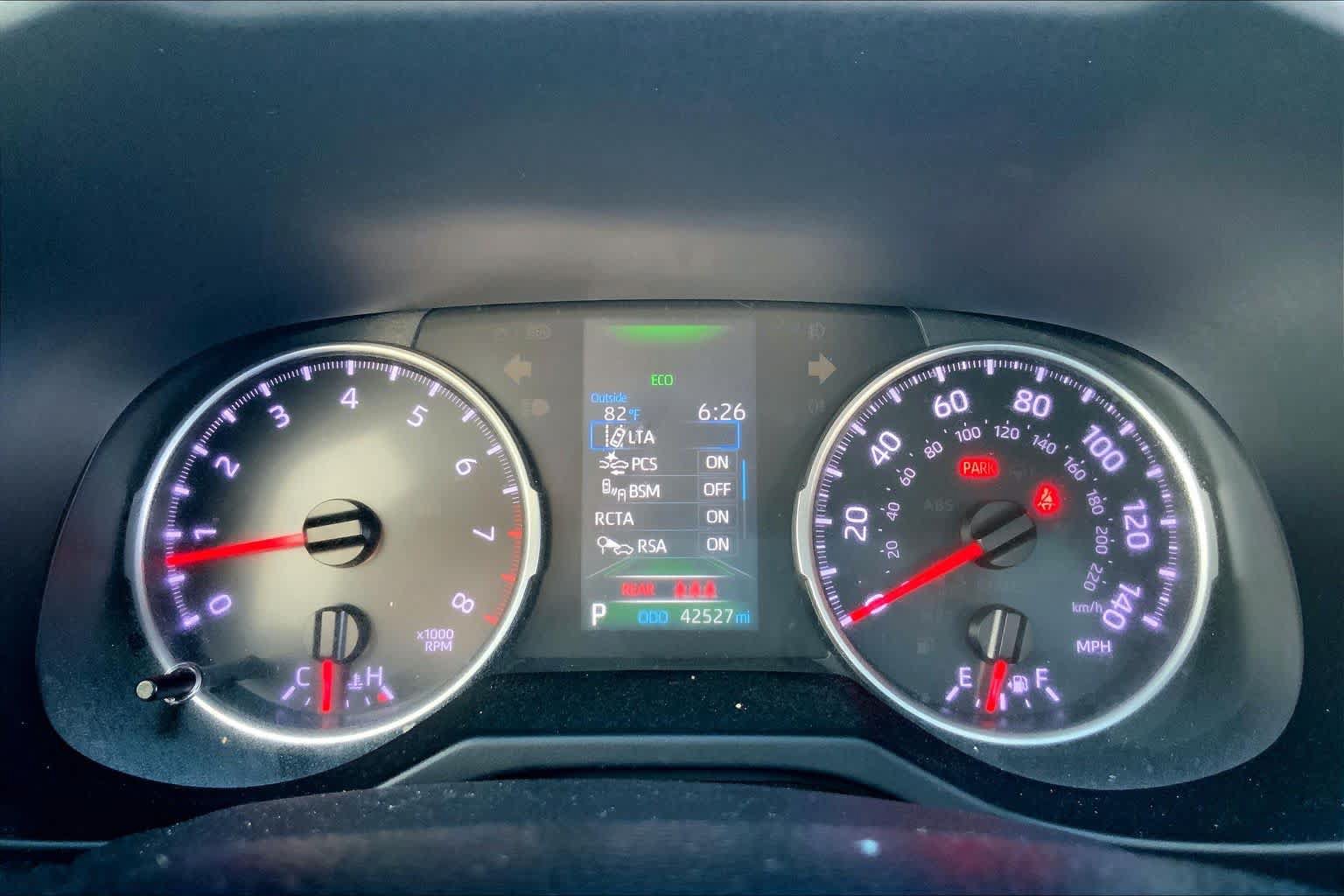 Used 2021 Toyota RAV4 XLE AWD/4WD image 25