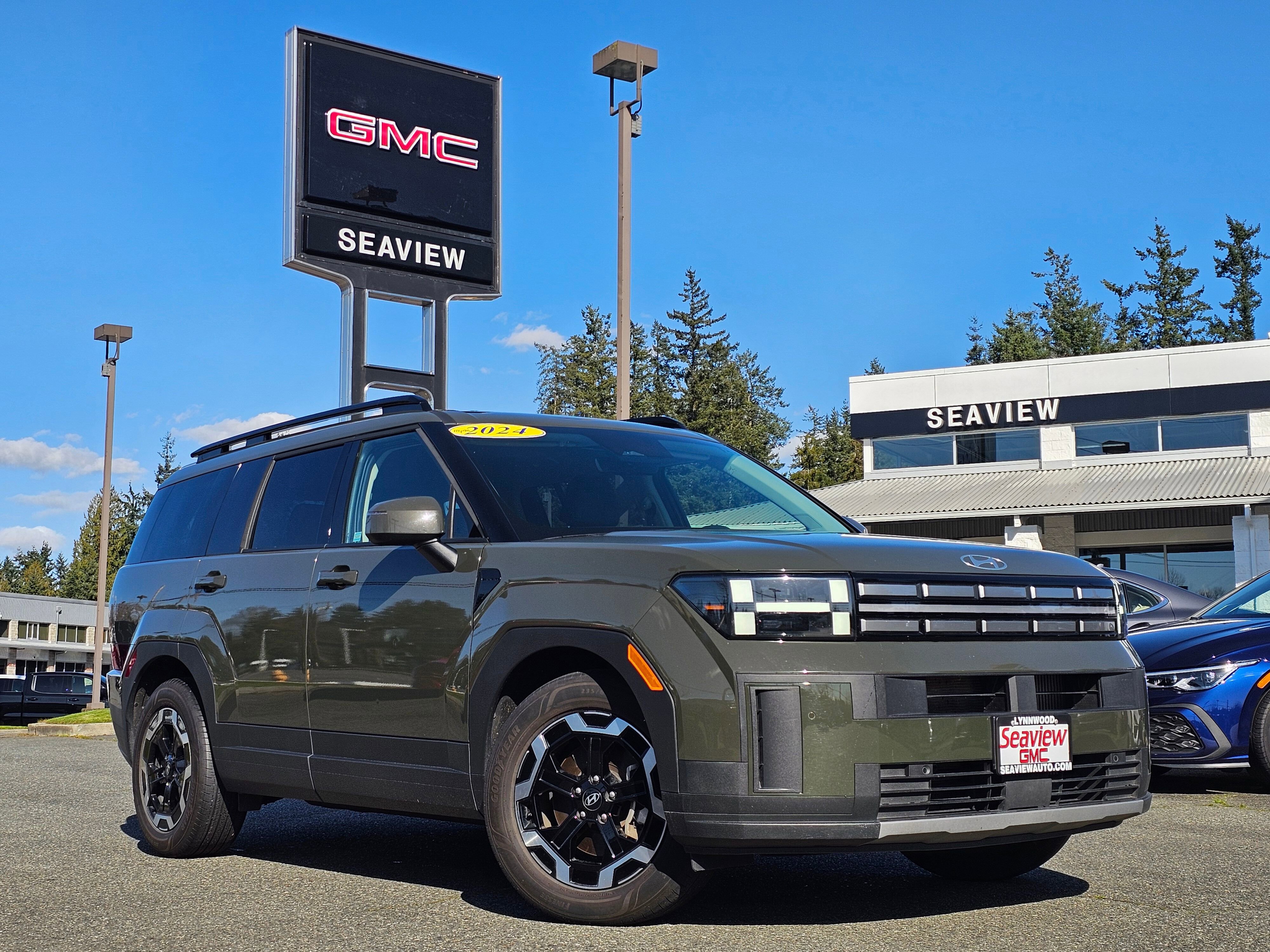 Used 2024 Hyundai Santa Fe SEL image 1