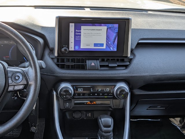 Used 2024 Toyota RAV4 LE AWD/4WD image 14