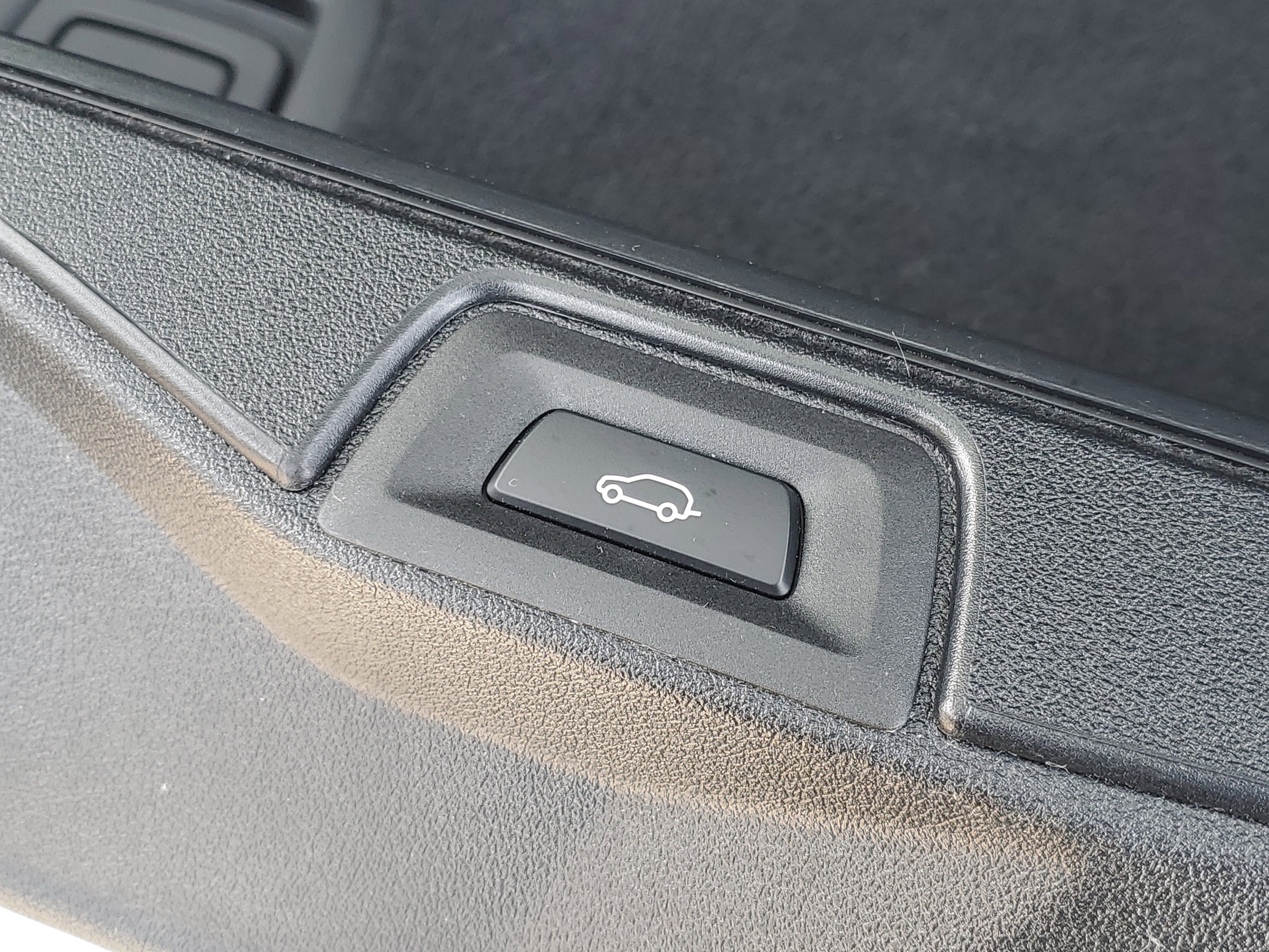 Certified 2024 BMW X5 xDrive40i w/ Premium Package image 27