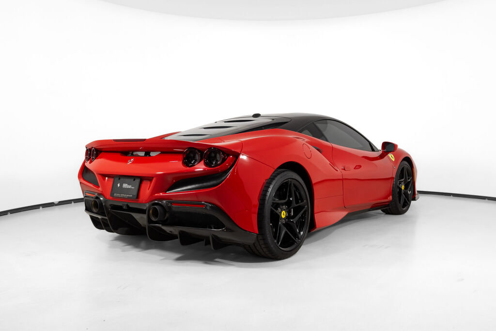 Used 2022 Ferrari F8 Tributo RWD image 8