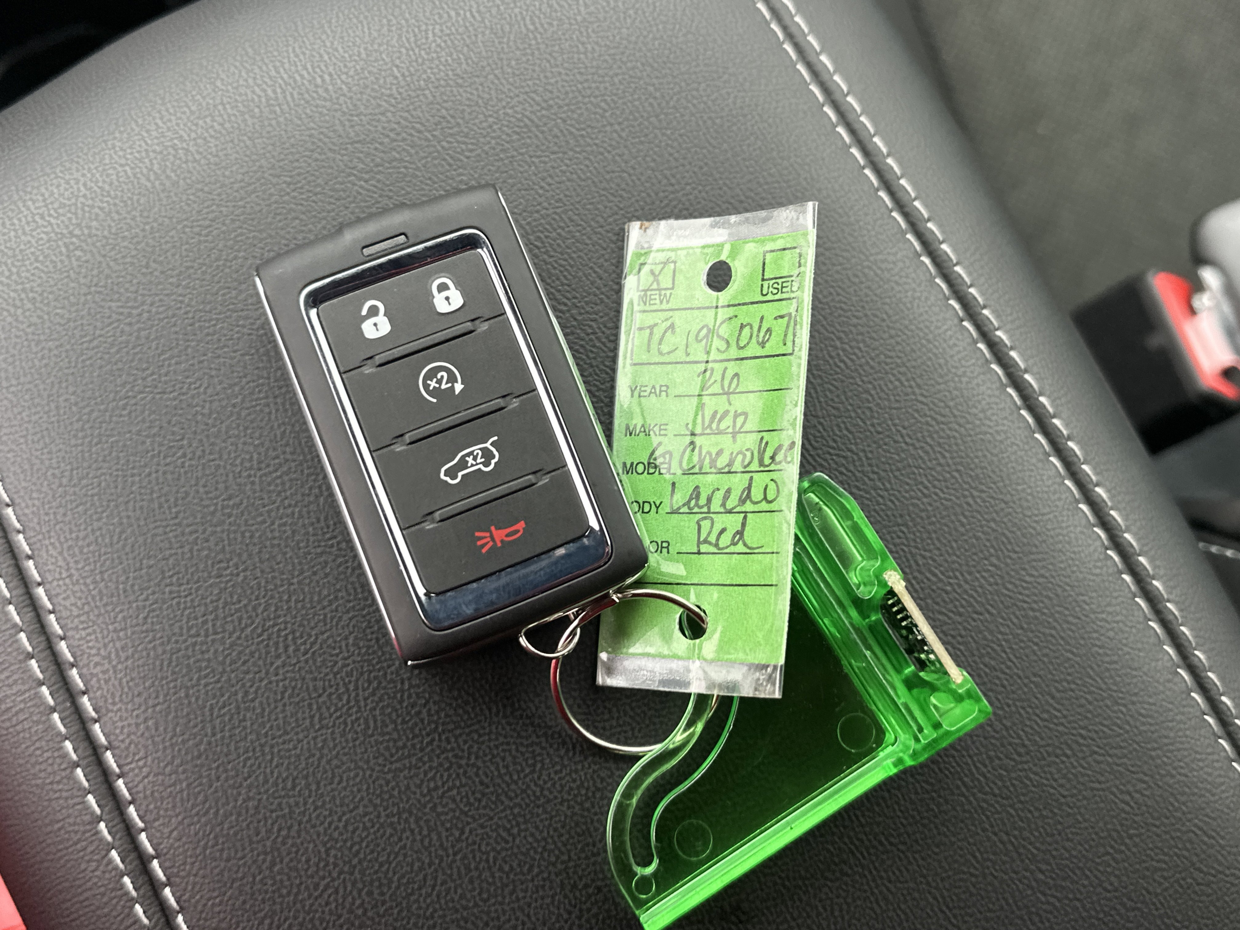 New 2026 Jeep Grand Cherokee Altitude image 3