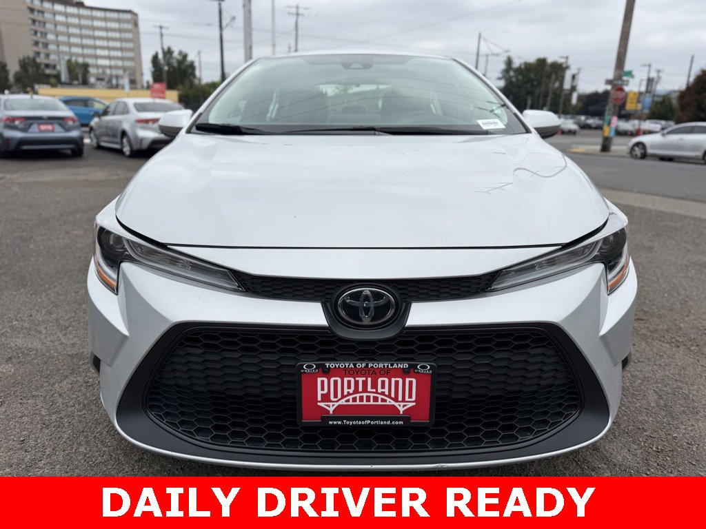 Used 2021 Toyota Corolla LE image 4