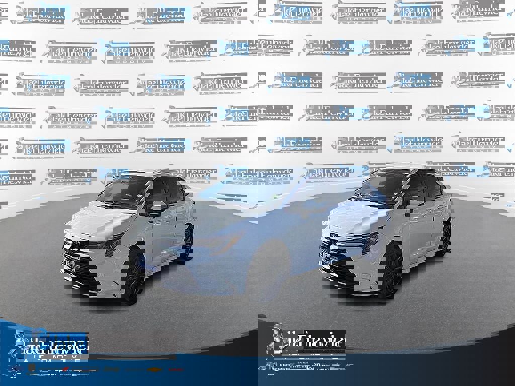 Used 2024 Toyota Corolla LE image 1